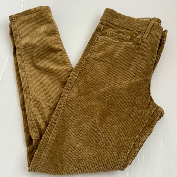Levi's 311 shaping skinny Women's Corduroy Skinny Pants in Tan - Picture 1 of 8